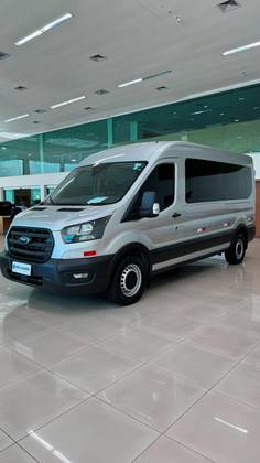 FORD TRANSIT 2.0 ECOBLUE DIESEL MINIBUS 14+1 410L AUTOMÁTICO